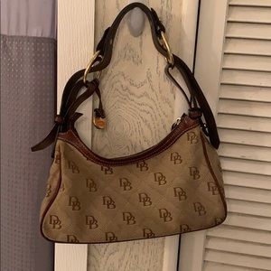 Dooney and Bourke purse